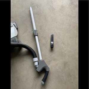 Hoover upper handle with wand